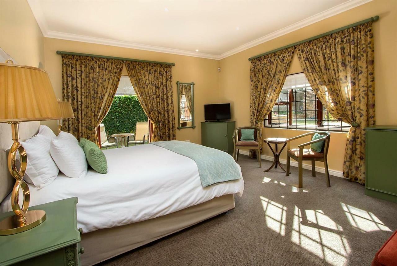 Milkwood Lodge Hermanus Extérieur photo